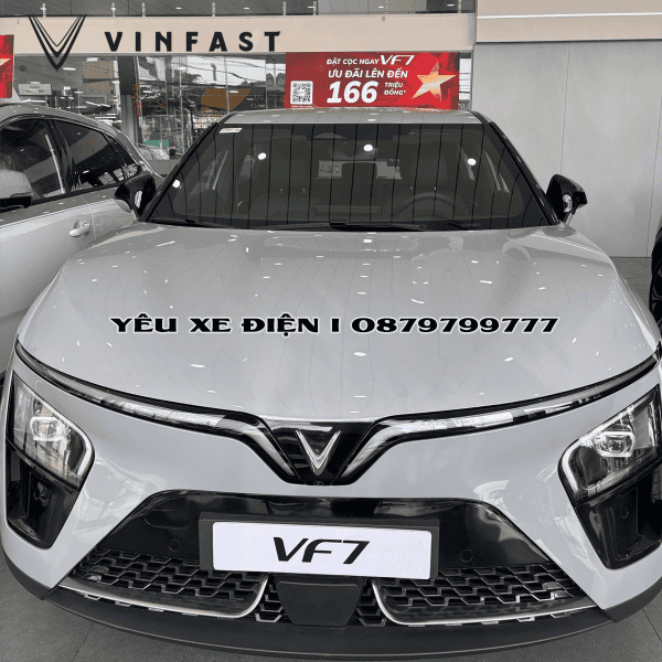 VINFAST VF7